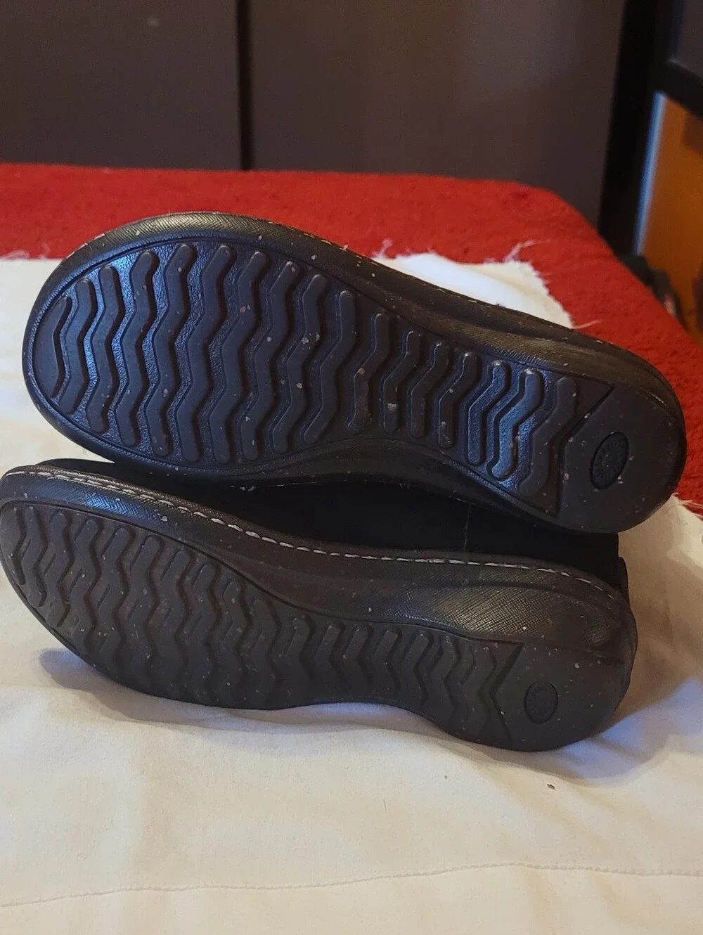UGG black suede boots with fur lining, Size US 8 - Picture 5 of 8
